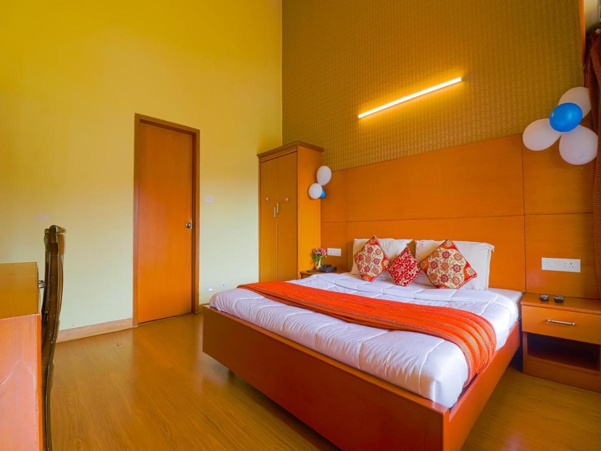Готель The Byke Sunshine Grand Уті Екстер'єр фото