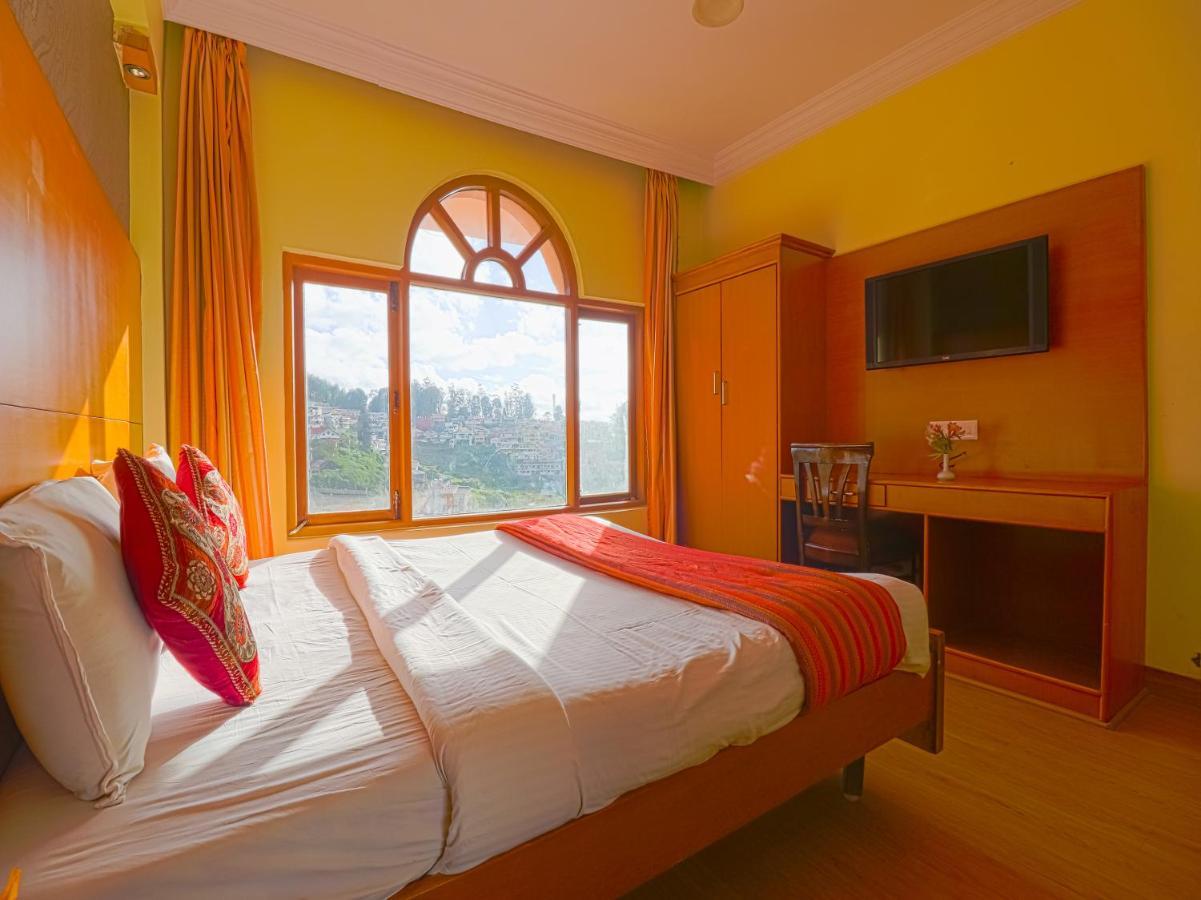 Готель The Byke Sunshine Grand Уті Екстер'єр фото